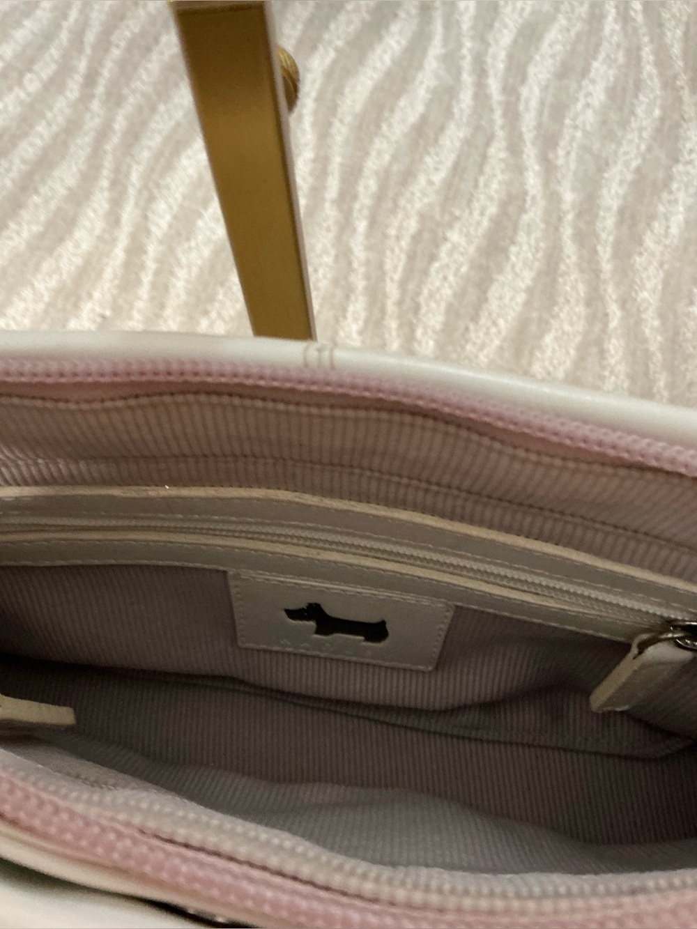 Radley London Ivory Soft Leather Shoulder Bag/Scottie Dog Charm/Small Hobo Purse - Picture 3 of 14